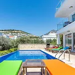Kalkan Mercan 2 *